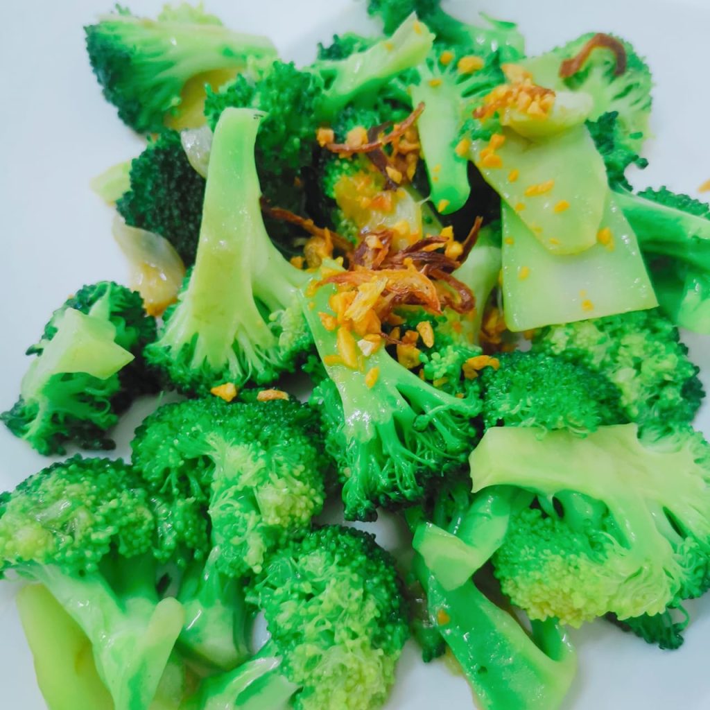 E02 清炒西兰花 Stir-fried Broccoli