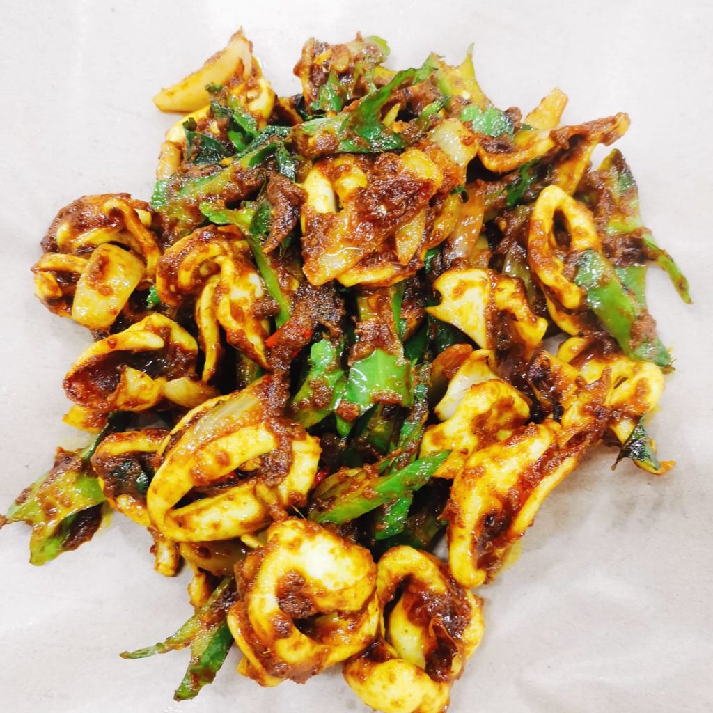 A03 铁板烧苏东 Grilled Sotong
