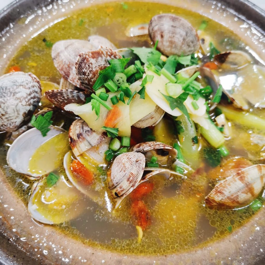 H07 上汤花啦啦 La La in Superior Broth