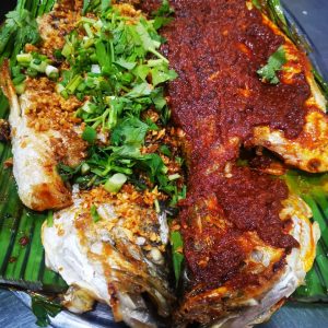 A02 双味烧鱼 Mixed Flavour Grilled Fish