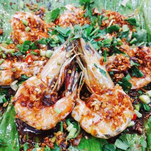 A09 招牌烧葱油明虾 Signature Grilled Prawns with Scallion Oil