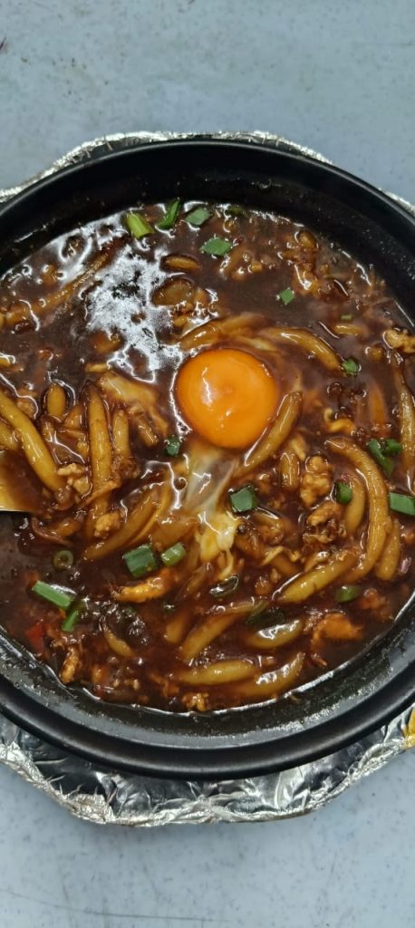 J17 砂煲老鼠粉 Claypot Lao Shu Fen